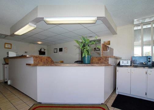Days Inn By Wyndham King-Winston Salem Area Intérieur photo